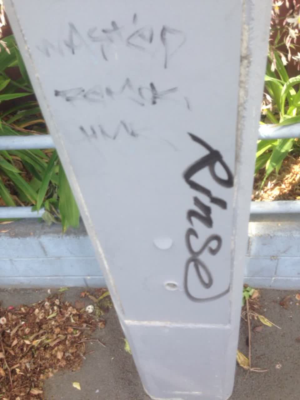 The photograph attached to this graffiti report