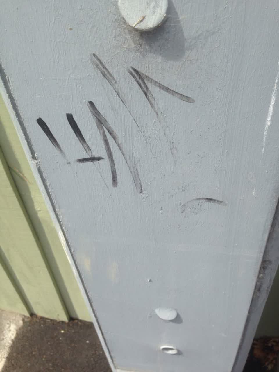 The photograph attached to this graffiti report