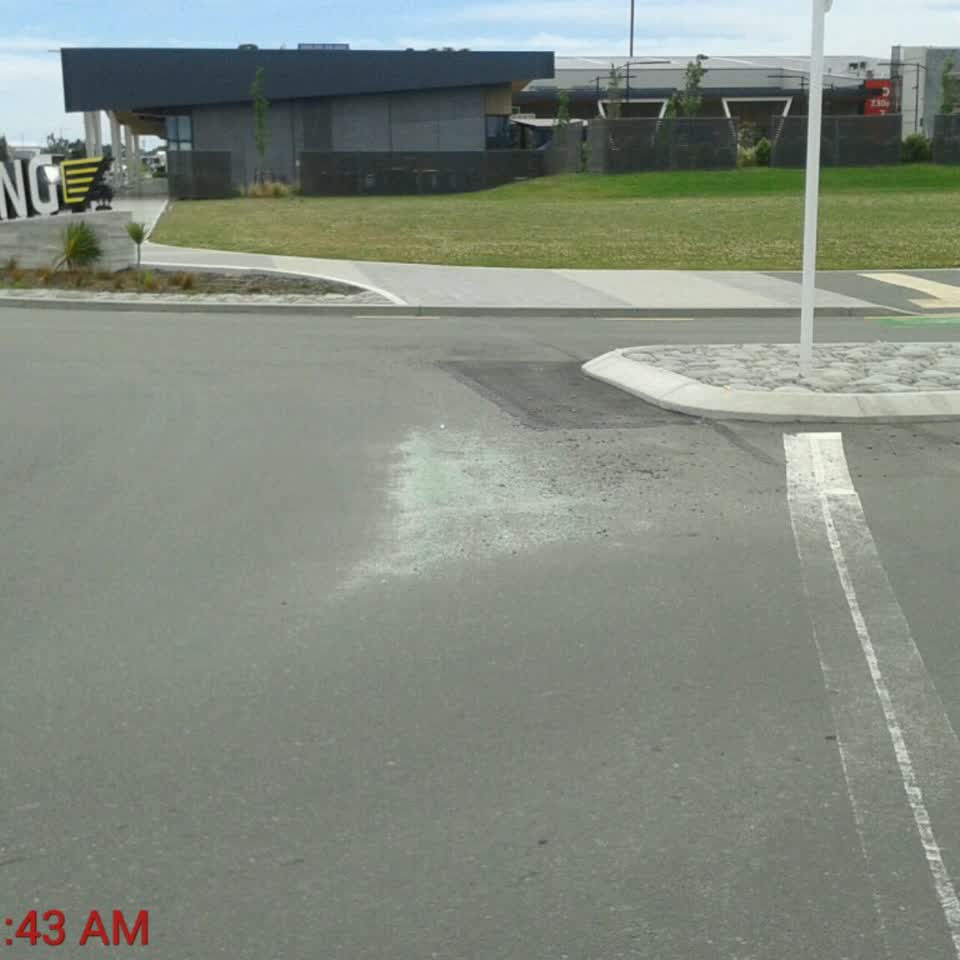 The photograph attached to this roading/streets report