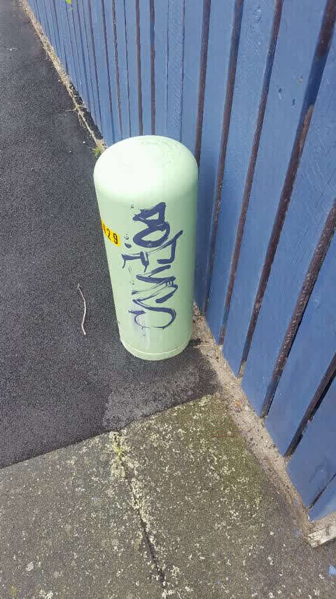 Graffiti, a report photo