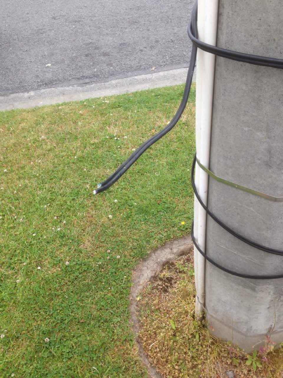 The photograph attached to this roading/streets report