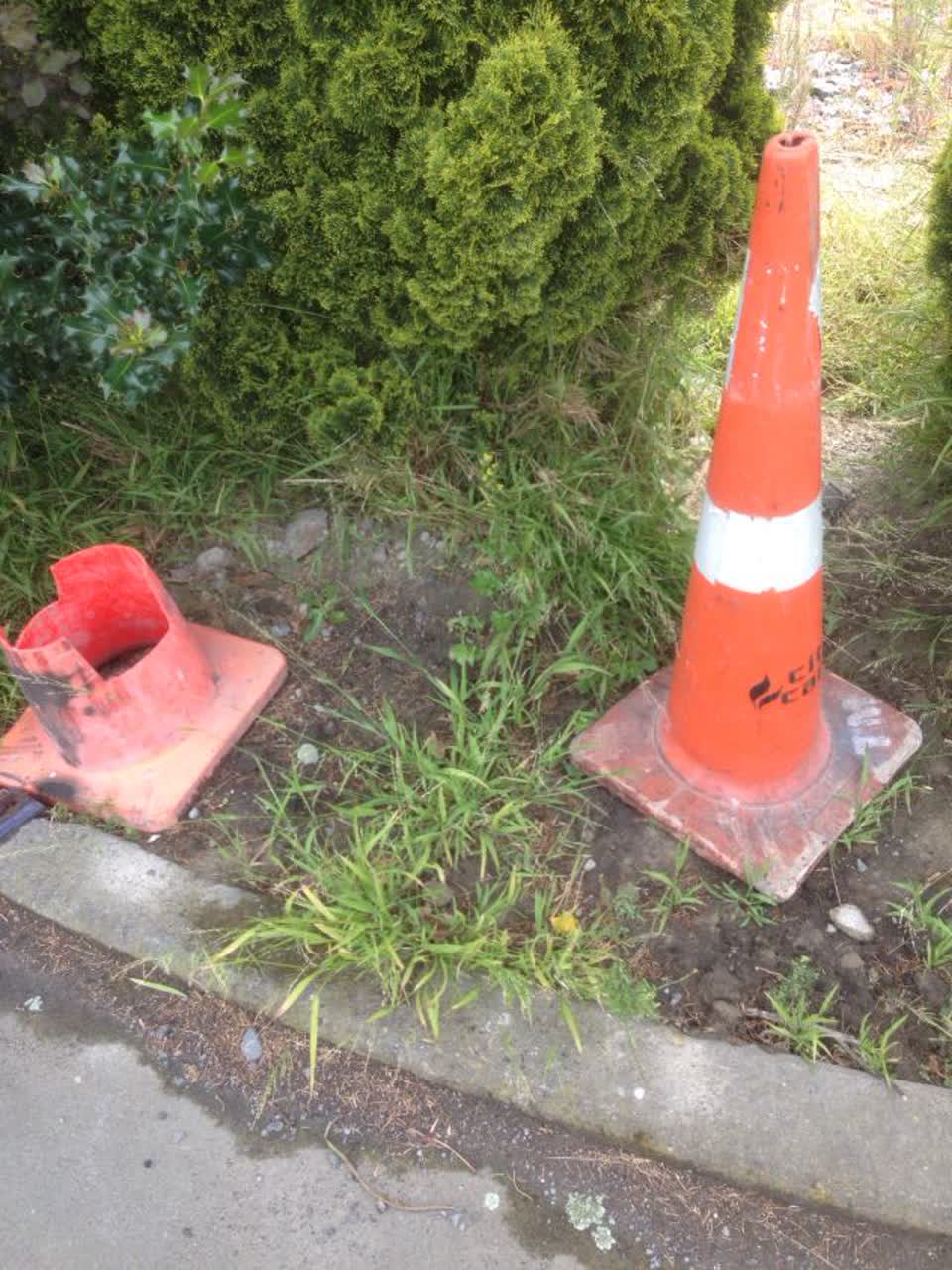 The photograph attached to this roading/streets report