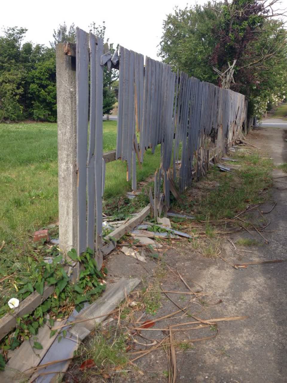 The photograph attached to this roading/streets report