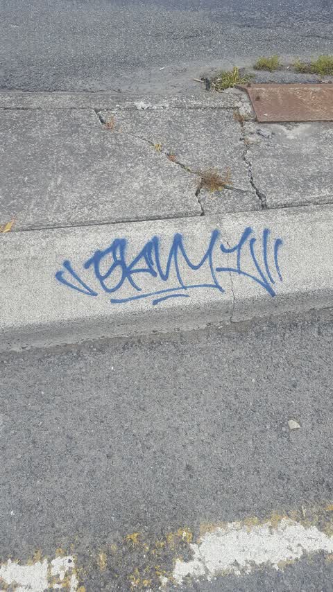 Graffiti, a report photo