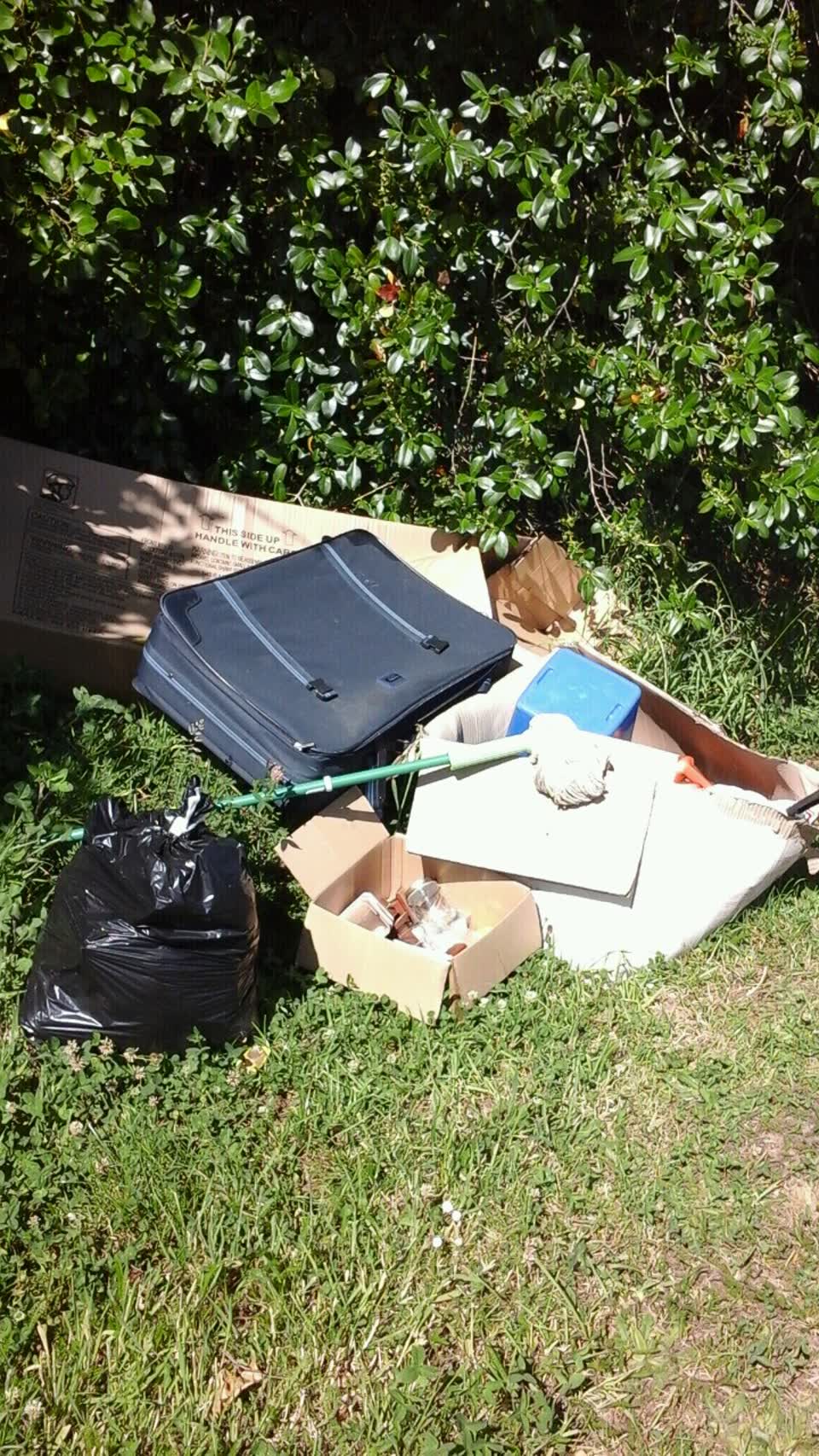 The photograph attached to this rubbish/recycling report