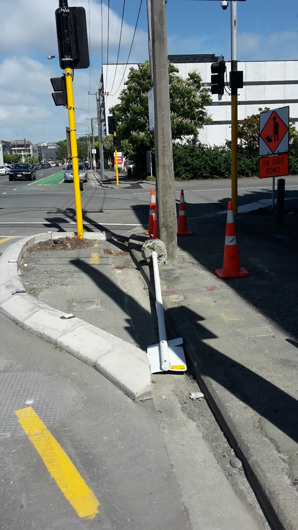 The photograph attached to this roading/streets report