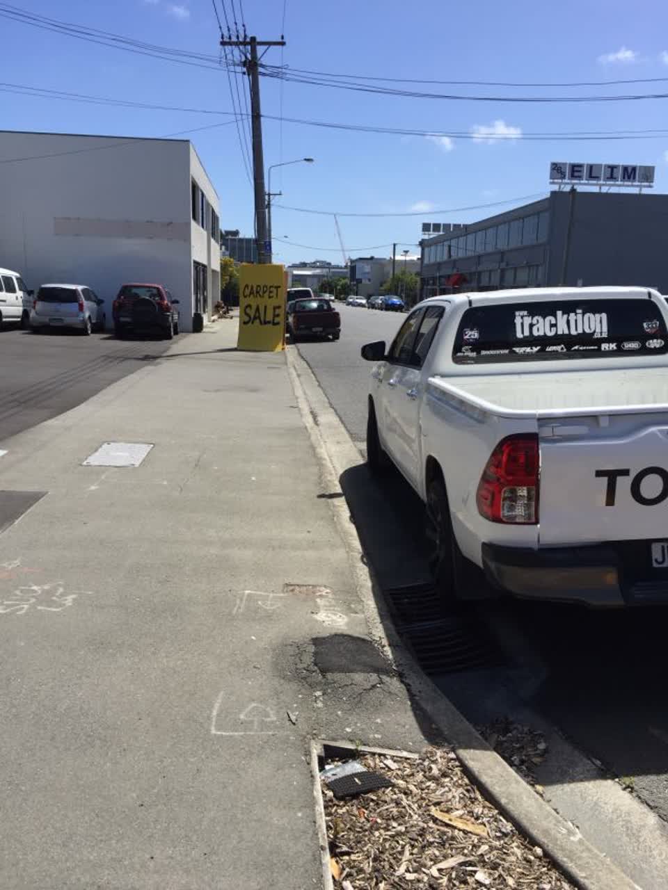 The photograph attached to this roading/streets report
