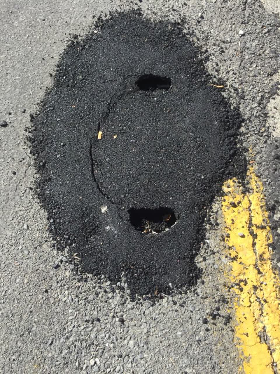 The photograph attached to this roading/streets report