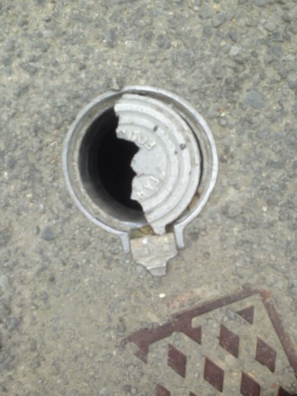 The photograph attached to this roading/streets report