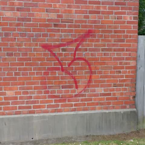 Graffiti, a report photo