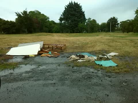 Rubbish/Recycling, a report photo