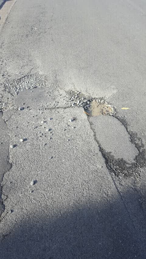 Roading/Streets, a report photo