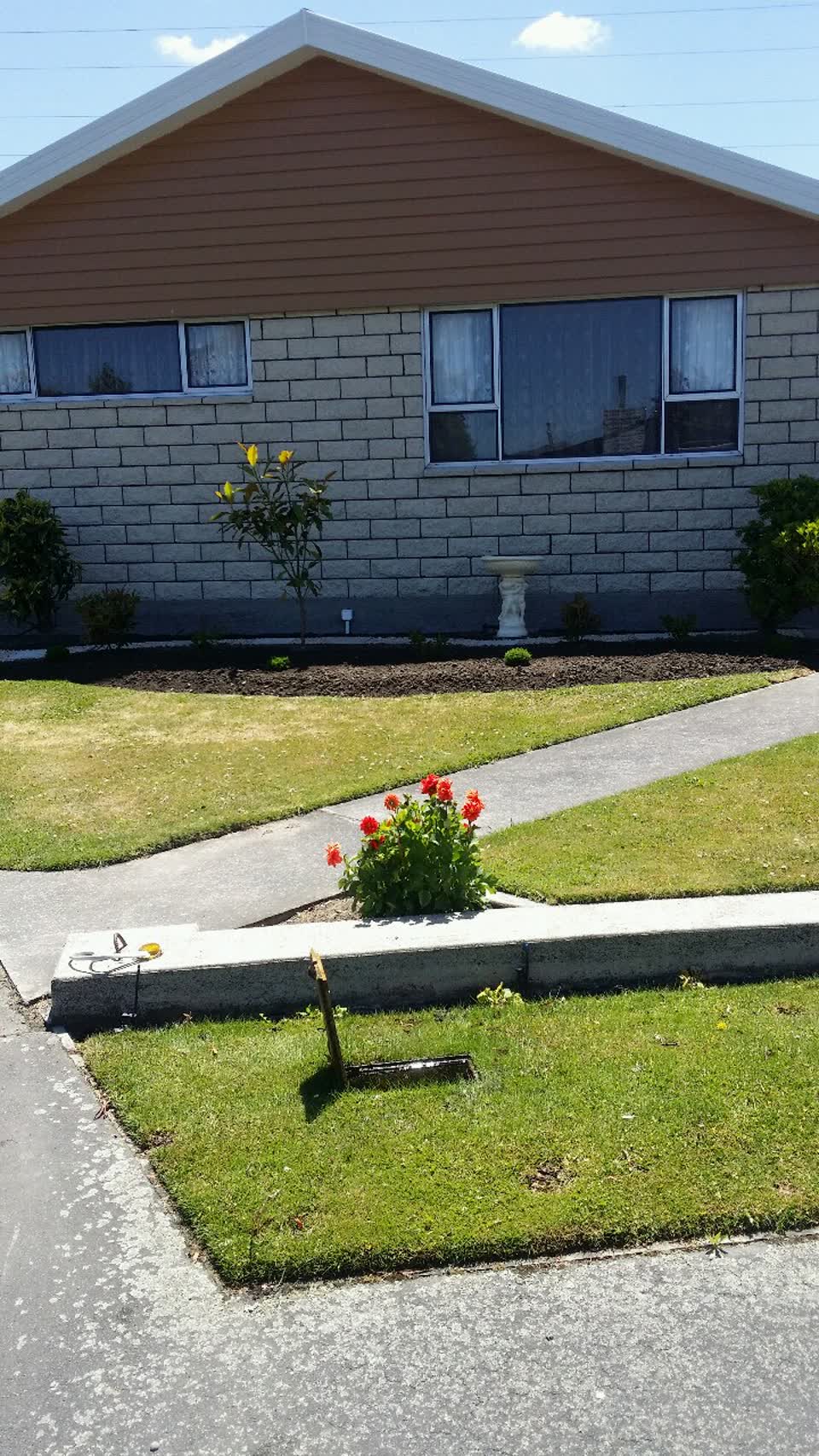 The photograph attached to this water supply report