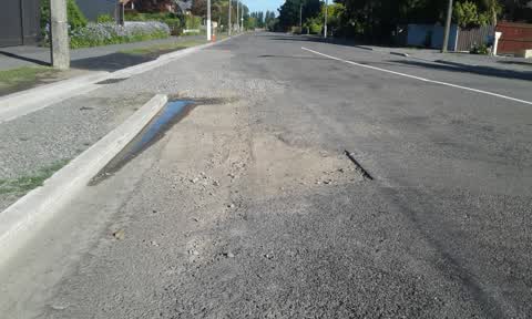 Roading/Streets, a report photo