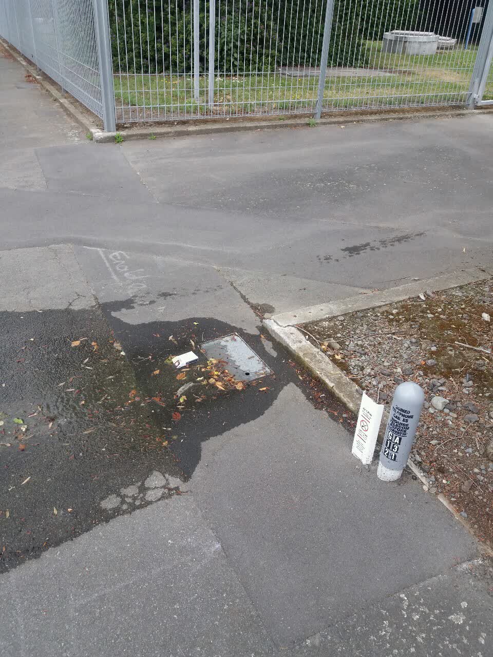 The photograph attached to this water supply report
