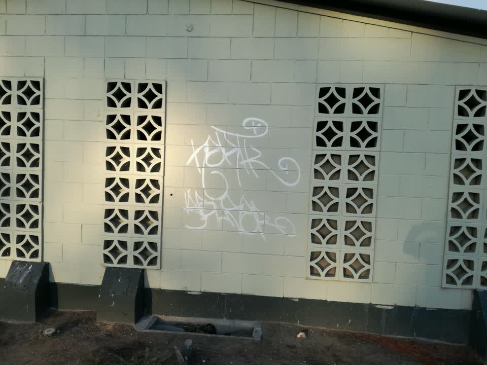 The photograph attached to this graffiti report