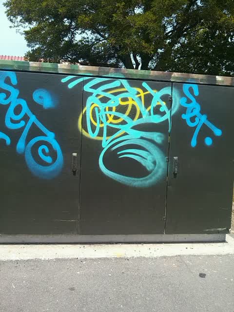 Graffiti, a report photo