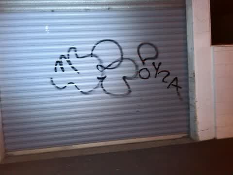 Graffiti, a report photo