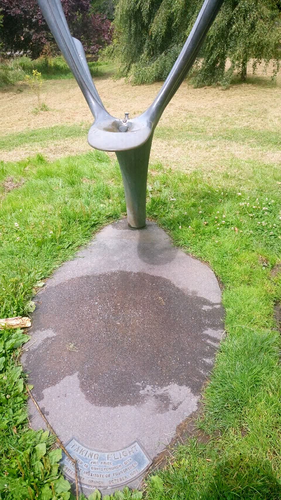 The photograph attached to this water supply report