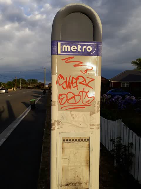 Graffiti, a report photo