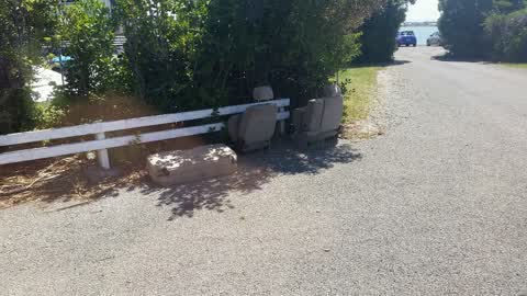 Rubbish/Recycling, a report photo