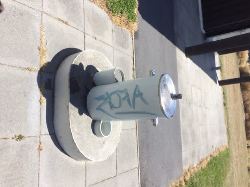 The photograph attached to this graffiti report