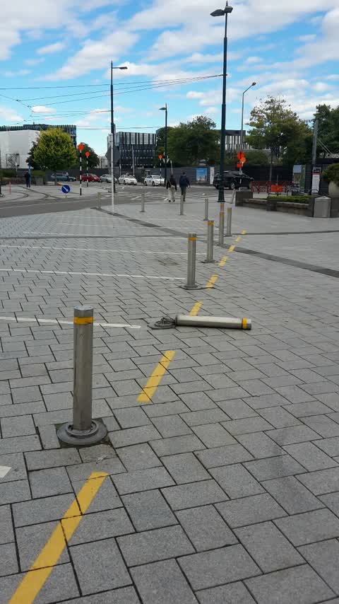 Roading/Streets, a report photo