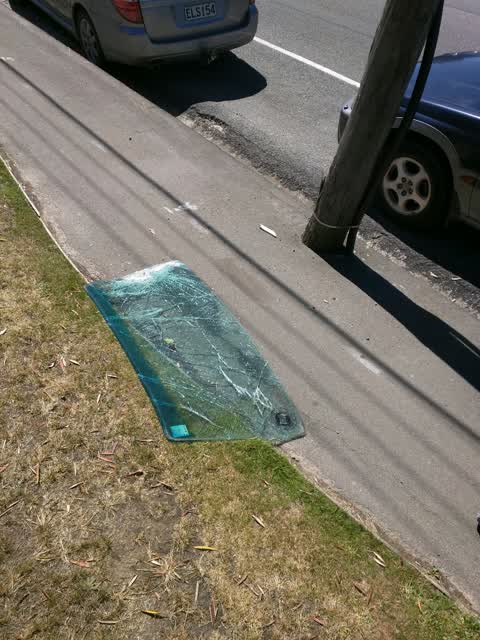 Rubbish/Recycling, a report photo
