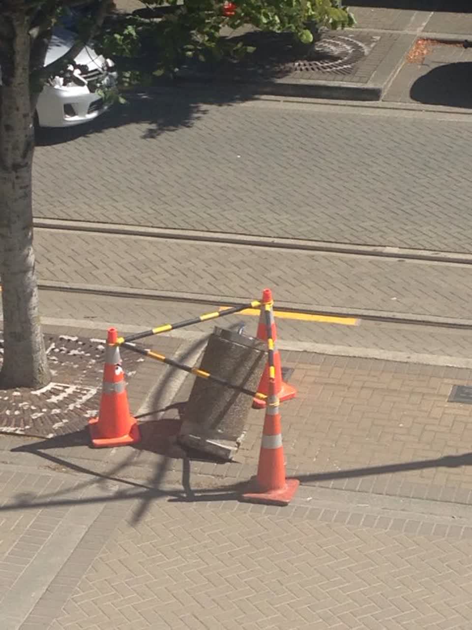 The photograph attached to this roading/streets report