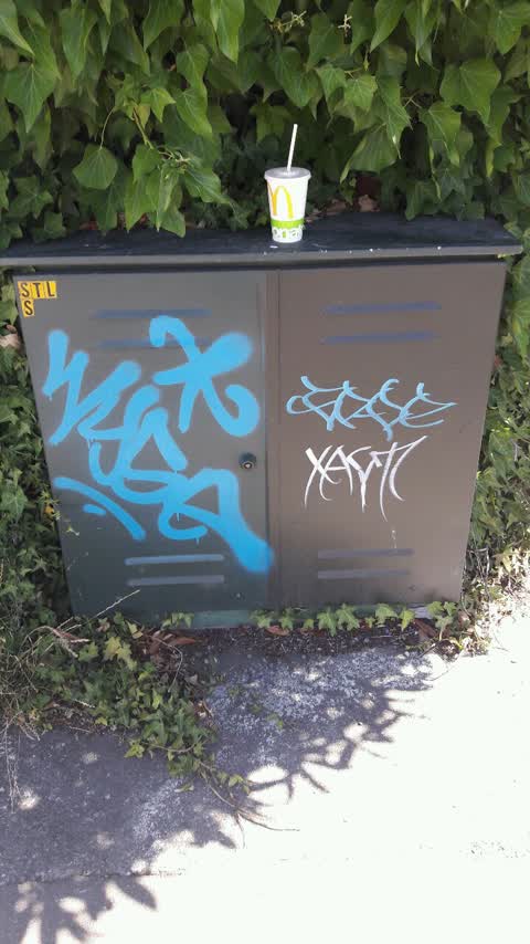 Graffiti, a report photo