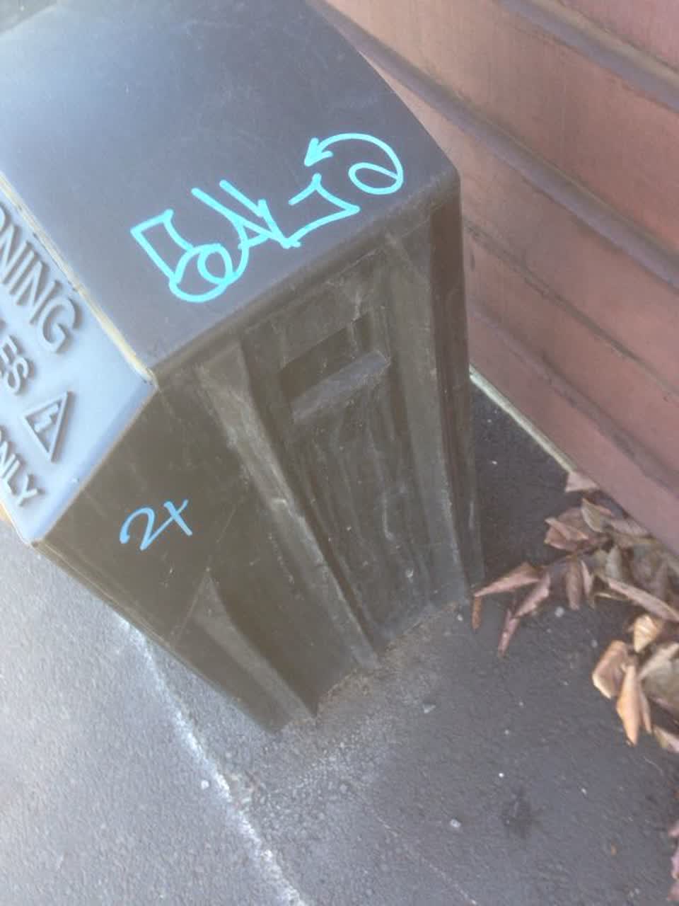 The photograph attached to this graffiti report