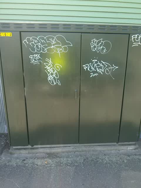 Graffiti, a report photo