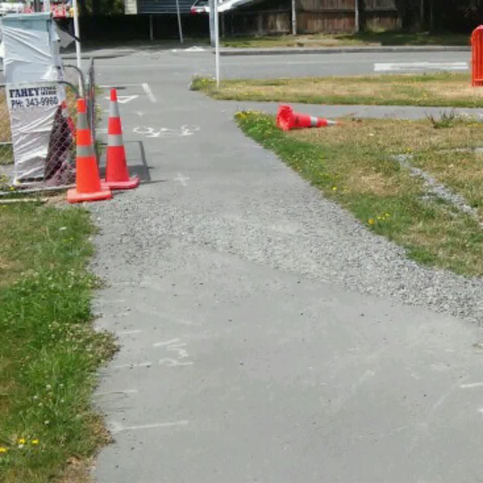 The photograph attached to this roading/streets report