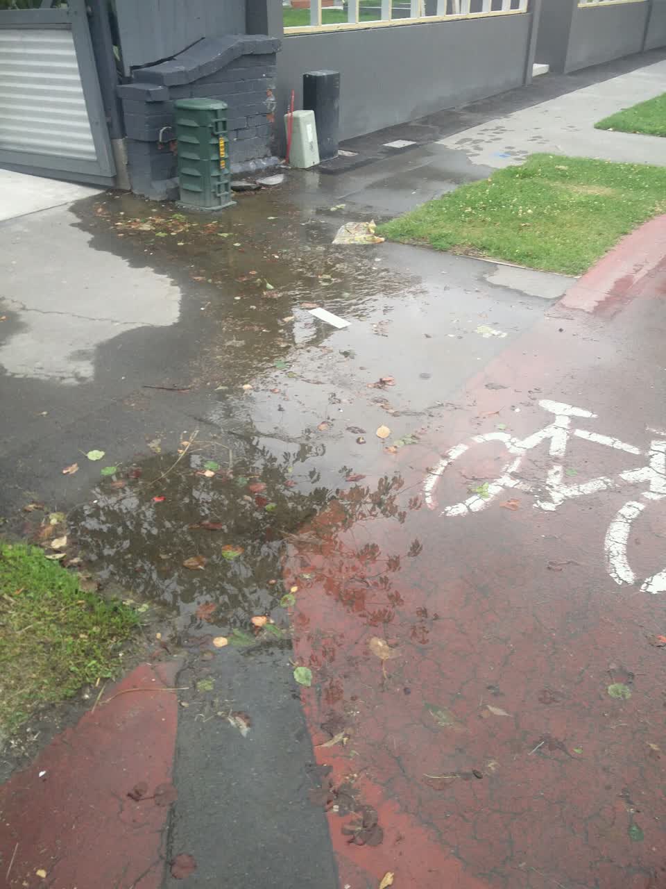 The photograph attached to this water supply report