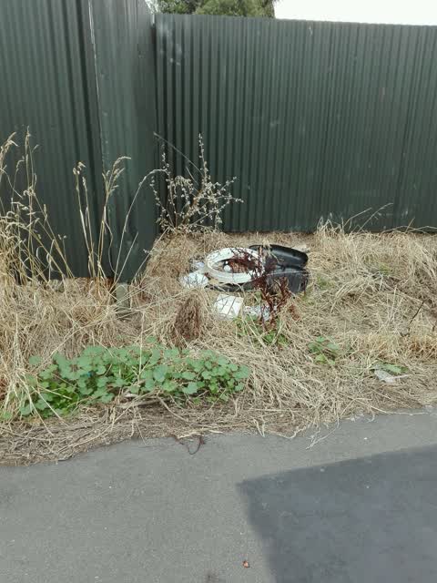Rubbish/Recycling, a report photo