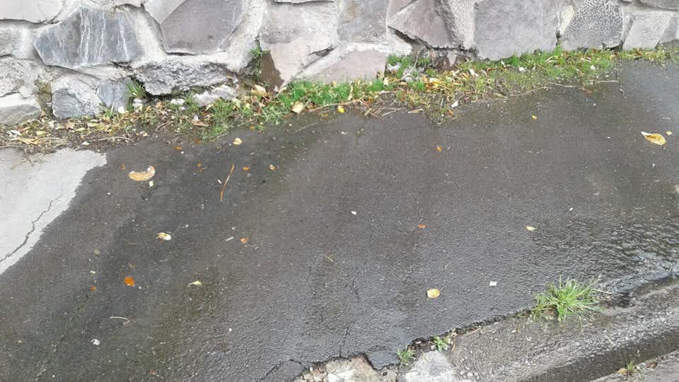 The photograph attached to this water supply report
