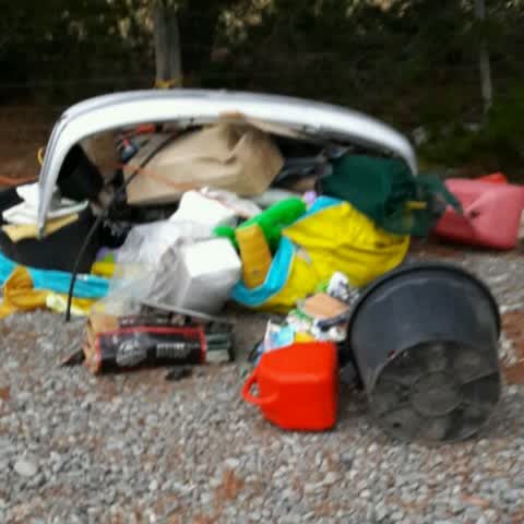 Rubbish/Recycling, a report photo