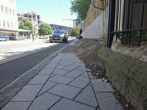 Roading/Streets, a report photo