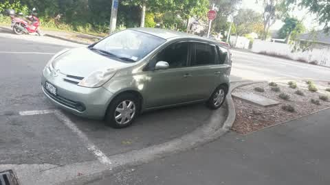 Roading/Streets, a report photo