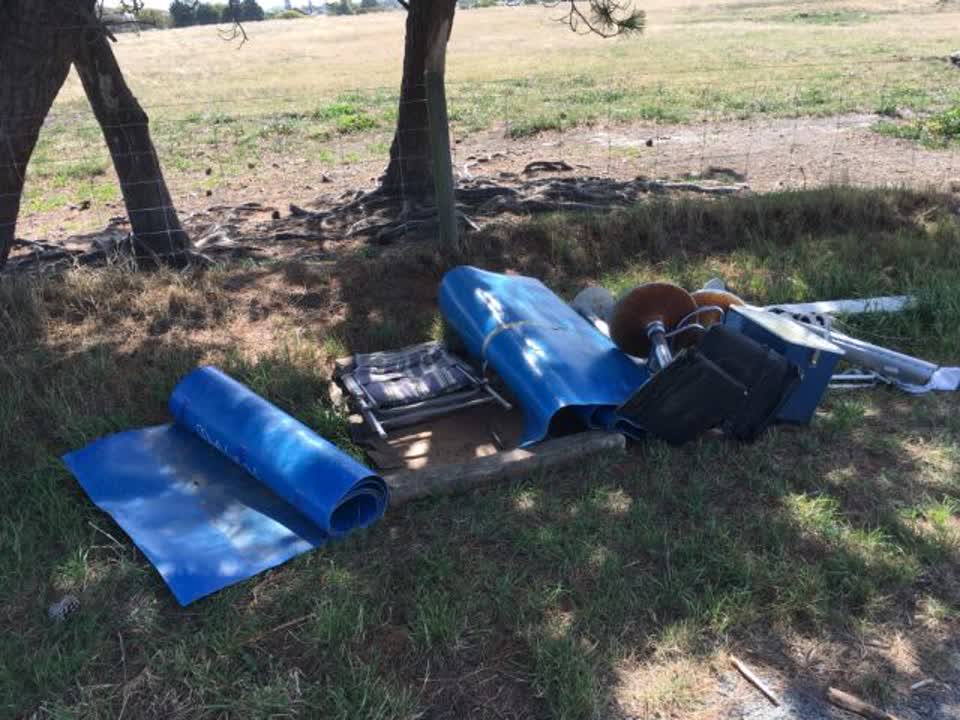 The photograph attached to this rubbish/recycling report