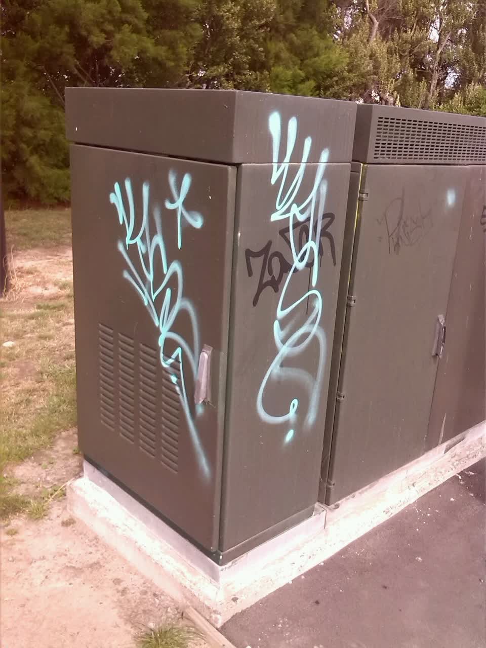 The photograph attached to this graffiti report