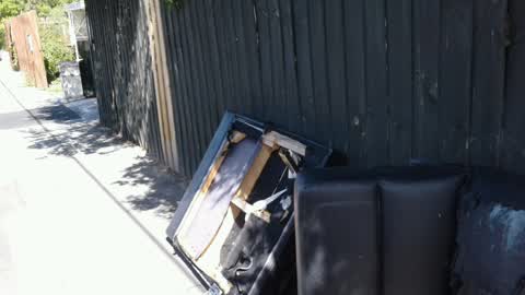 Rubbish/Recycling, a report photo