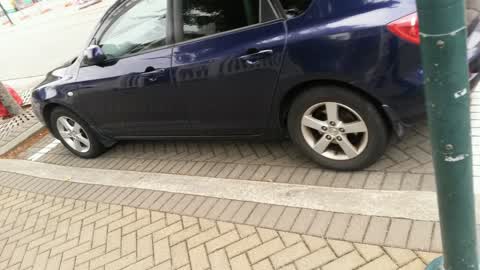 Roading/Streets, a report photo
