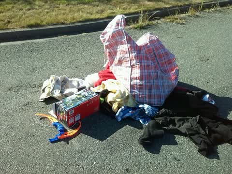 Rubbish/Recycling, a report photo