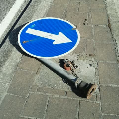 Roading/Streets, a report photo