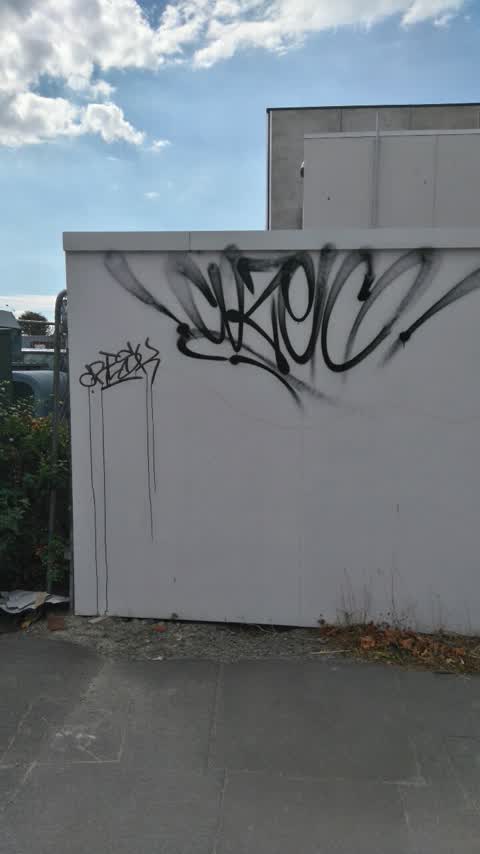 Graffiti, a report photo