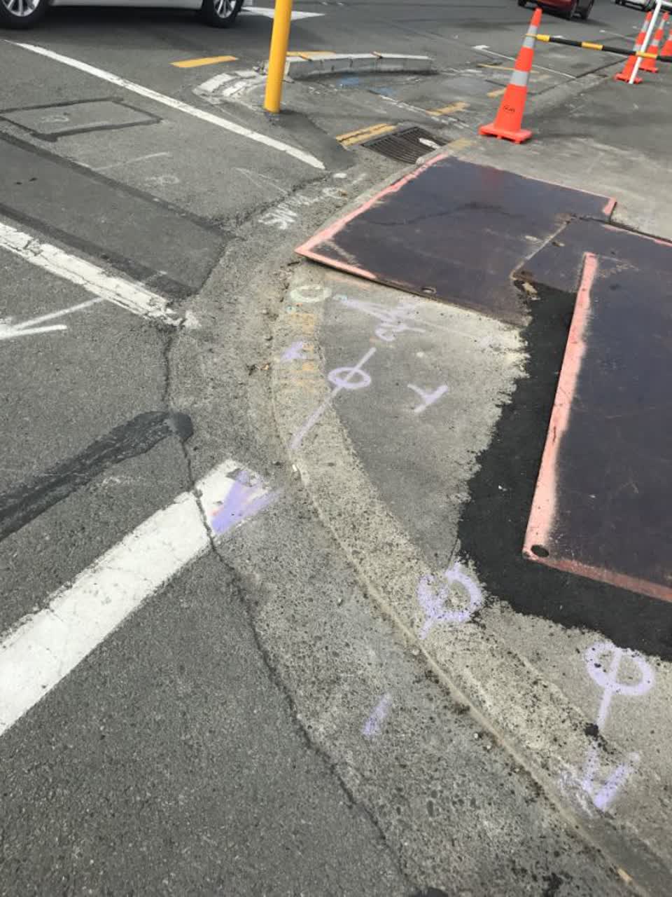 The photograph attached to this roading/streets report