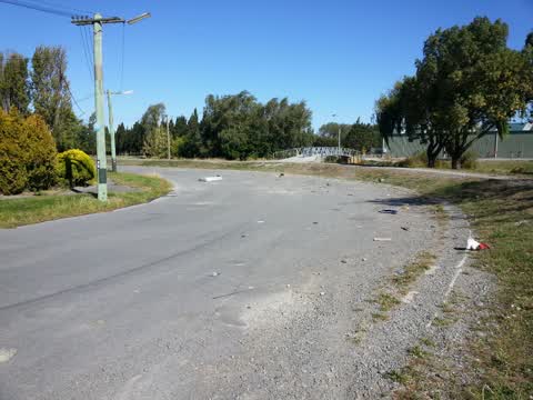 Rubbish/Recycling, a report photo
