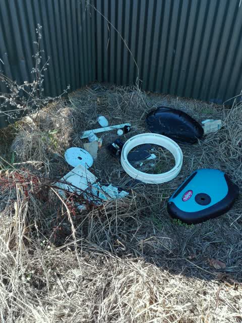 Rubbish/Recycling, a report photo