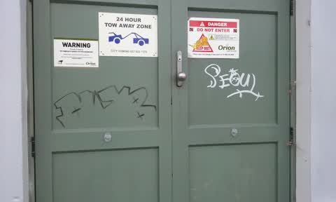 Graffiti, a report photo